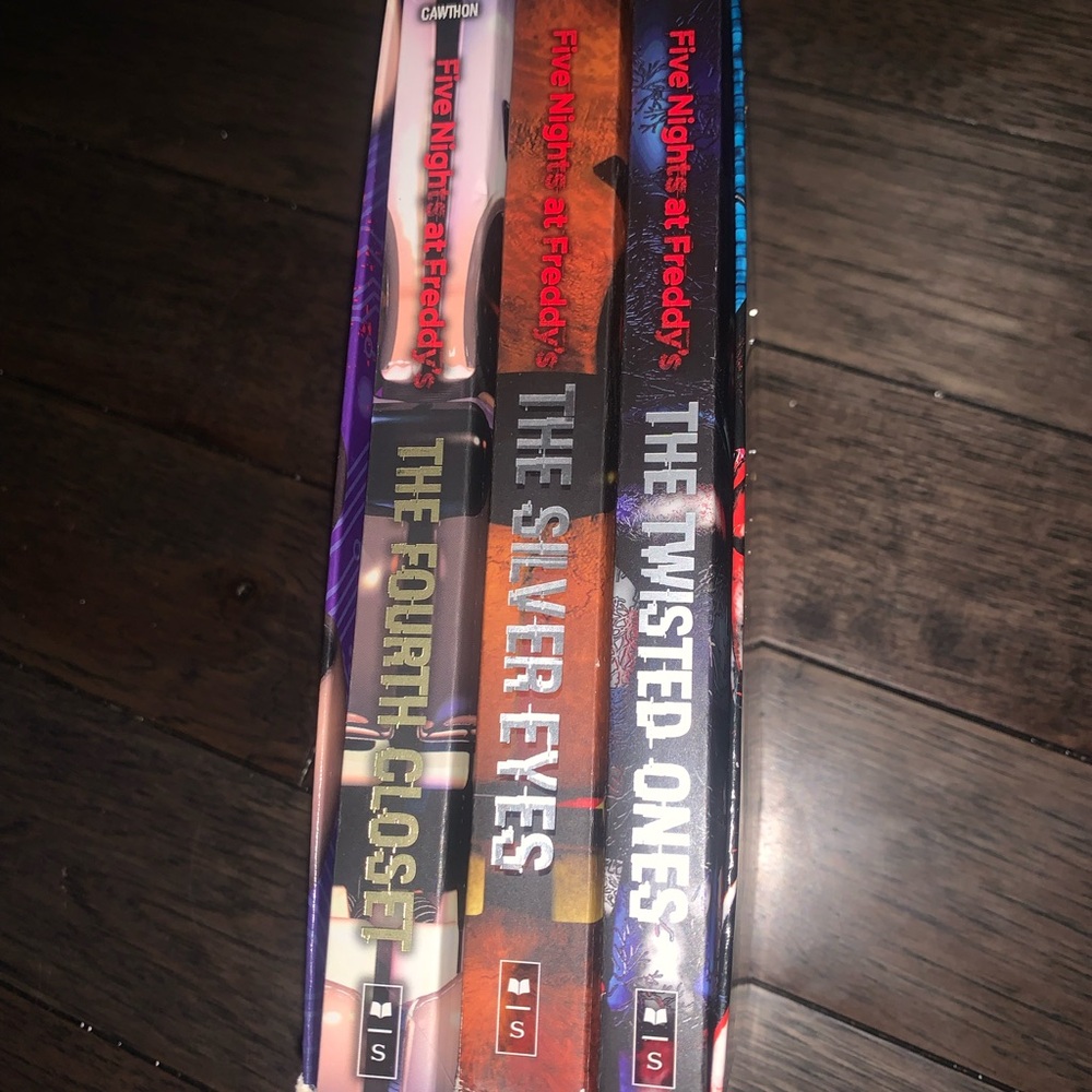 FNAF book box set